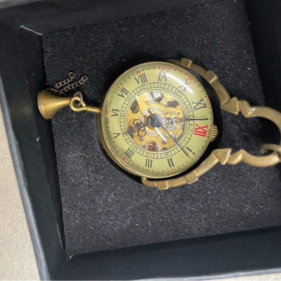 Crystal orb pendant watch - Picture 3 of 5